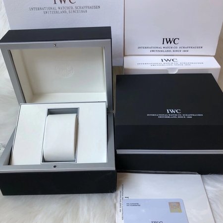 IWC Box