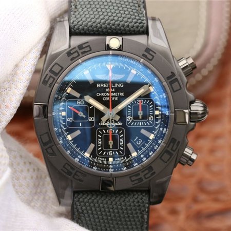 Breitling Chronomat 44MM MB0111C3/BE35/153S.M GF Factory Black Dial