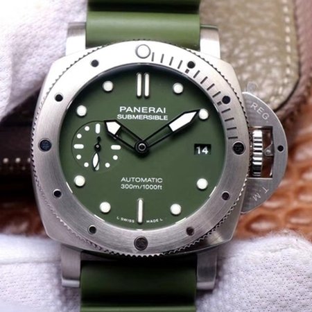 Panerai Submersible Verde Militare PAM1055 VS Factory Matte-Green Dial