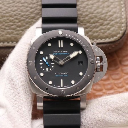 Panerai Submersible 42MM PAM00683 VS Factory